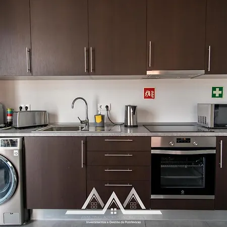 White House I Praia da Vitória