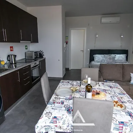 White House I Apartman Praia da Vitória