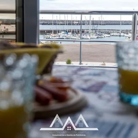 White House I Praia da Vitória